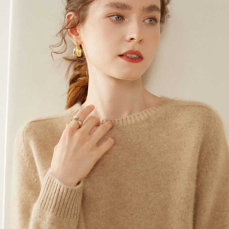 鄂尔多斯市圆领羊绒衫女山羊绒纯色宽松显瘦针织衫打底毛衣长袖