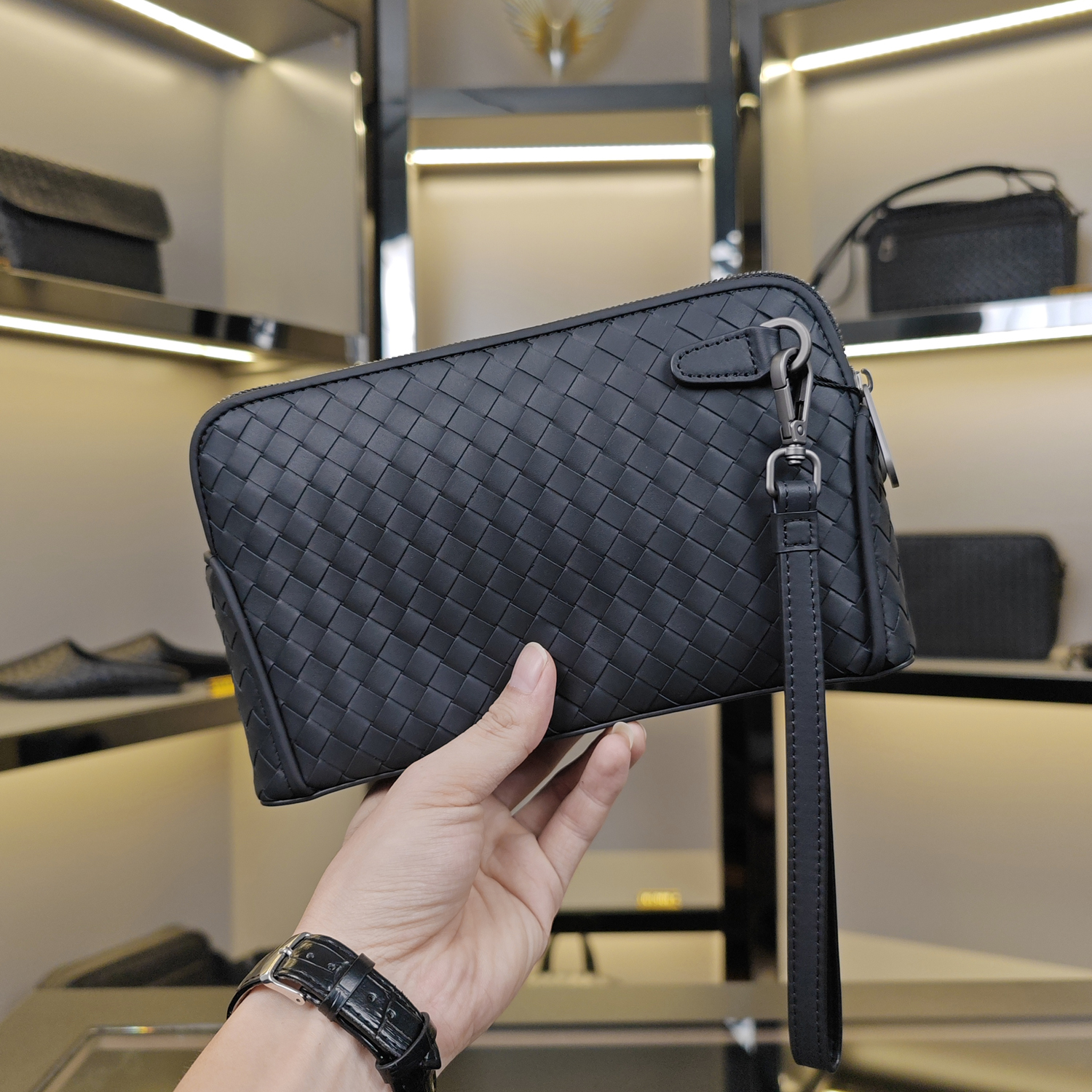 编织休闲手包时尚真皮