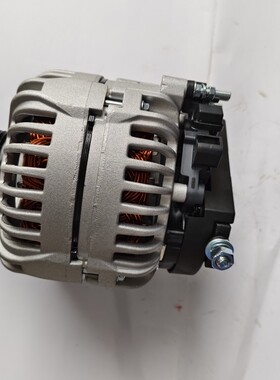 适用于康明斯多利卡冷藏车发电机AVI144-112图号5589198/5318117