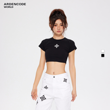 ARDENCODE W 印记丨女款插肩袖紧身短款圆领印花弹力针织T恤