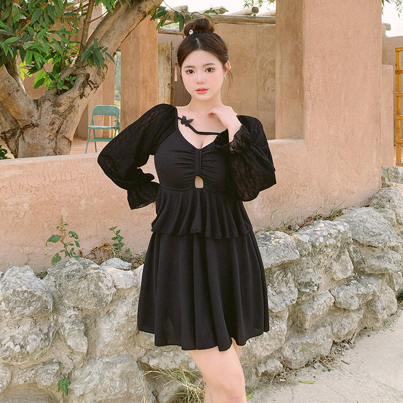 大码泳衣女孩连体裙长袖显瘦遮肚肉微胖mm200斤纯欲甜美温泉泳装