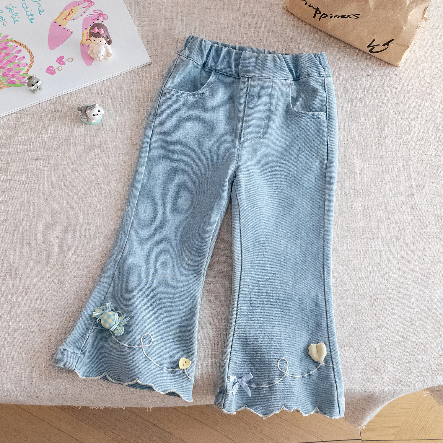 女童牛仔裤2026春秋款女宝宝休闲百搭长裤小女孩韩版宽松喇叭裤子