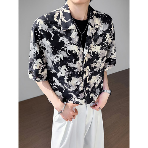 模特图~夏季冰感骏马满印休闲翻领中袖衬衫 Q1206/P45