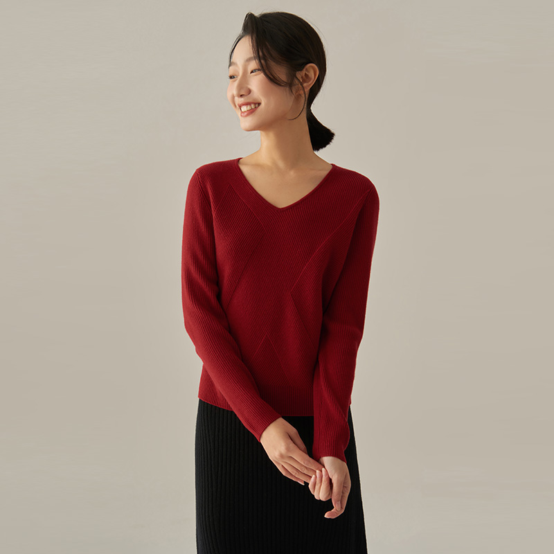 V领纯色套头针织羊毛衫