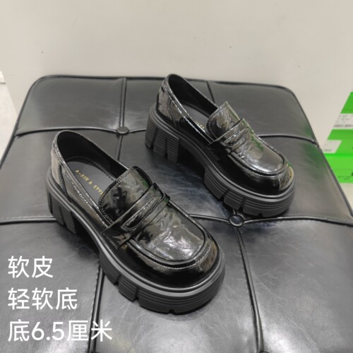 68-301软皮厚底轻底乐福鞋女2026新款百搭松糕英伦风小皮鞋工作鞋