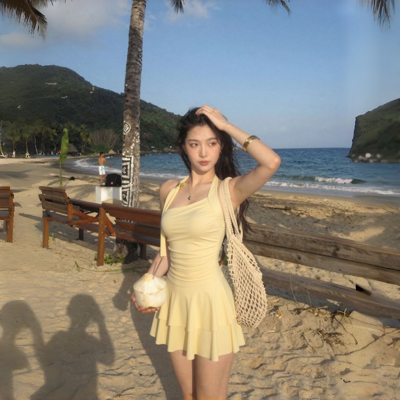2026新款泳衣女高级感连体裙式度假温泉游泳衣遮肚显瘦绝美保守图片