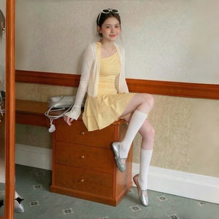 2026新款泳衣女高级感连体裙式度假温泉游泳衣遮肚显瘦绝美保守