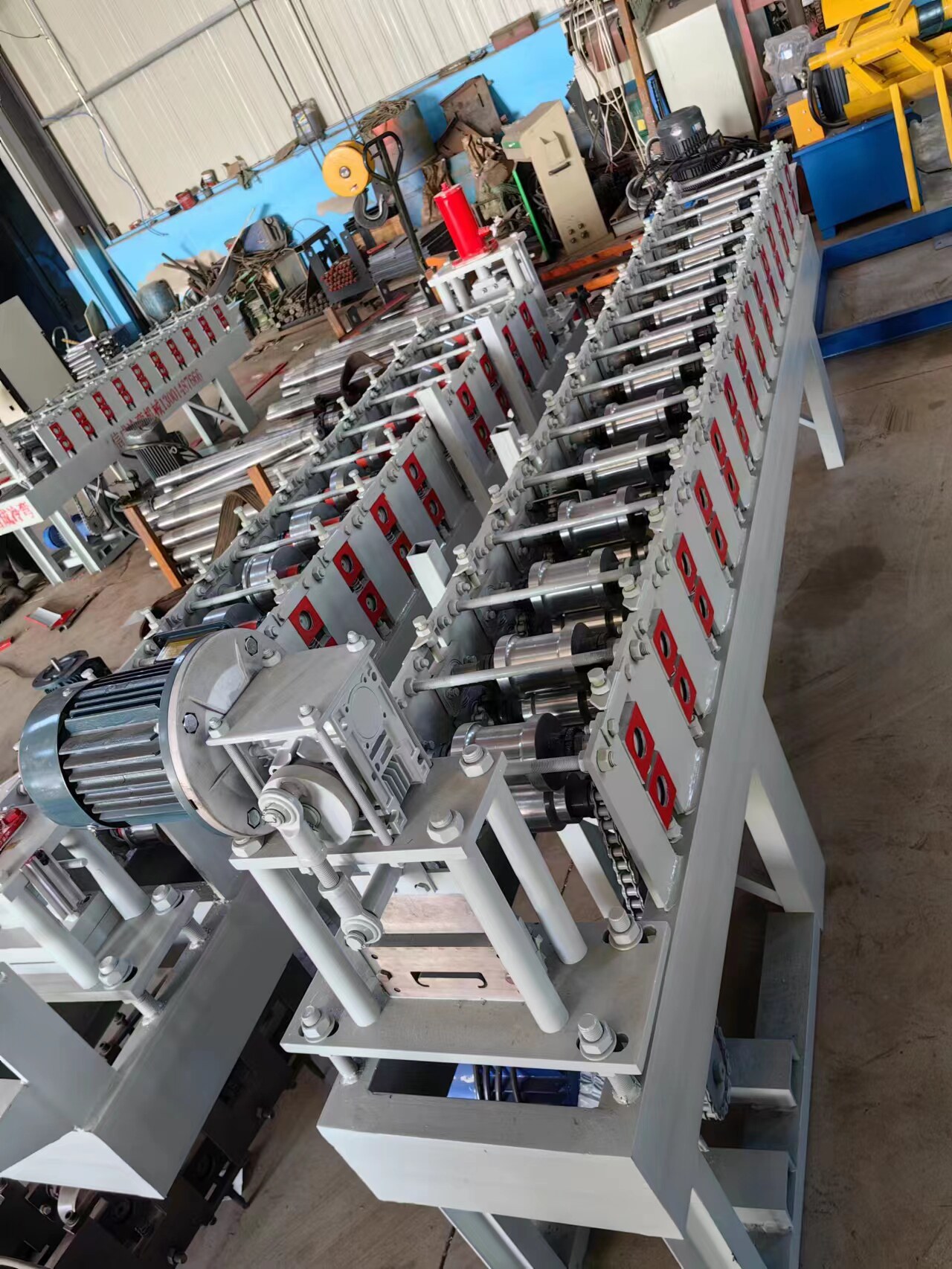 专业定制全自动u型槽成型机u型槽压型机设备cu型镀锌板框架机器