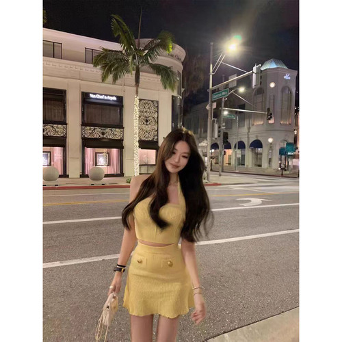 早安樊樊 千金感气质双曲纱金扣挂脖针织背心+小A半身裙套装女夏