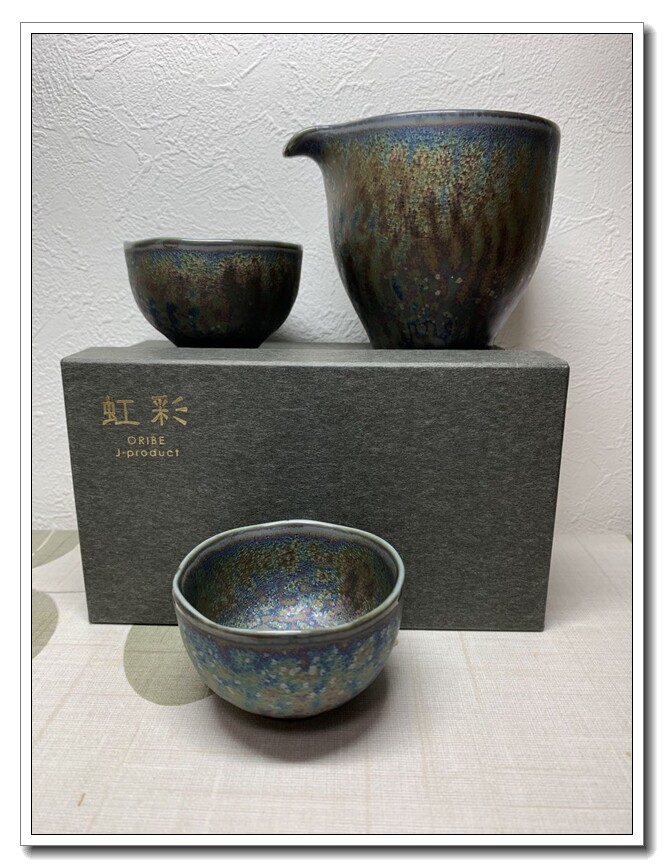 现货日本陶瓷织布烧虹彩酒器片口2客汤吞纸盒入日式酒具杯子盅壶