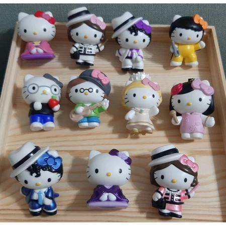 经典美好年代百变造型 HELLO KITTY 3D公仔磁铁吊饰全套11款合售