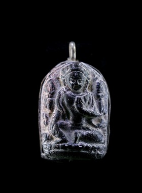 西藏琉璃雕刻绿度母镶铜挂饰