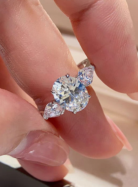 法国chrry koop三生石椭圆指女轻奢小众高级感经典四爪鸽子蛋面