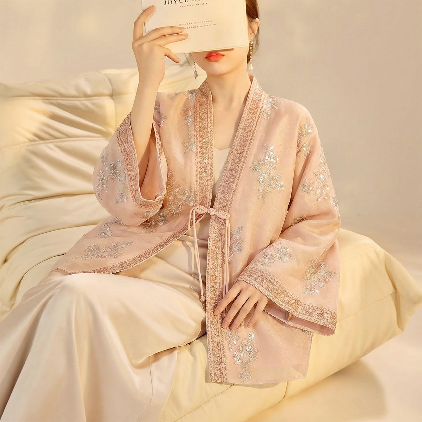 2026春装新款 轻奢新中式国风重工钉珠刺绣改良唐装汉服外套上衣