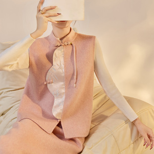 2025冬装新款轻奢新中式粉色羊毛呢国风立领盘扣马夹外套长裙套装