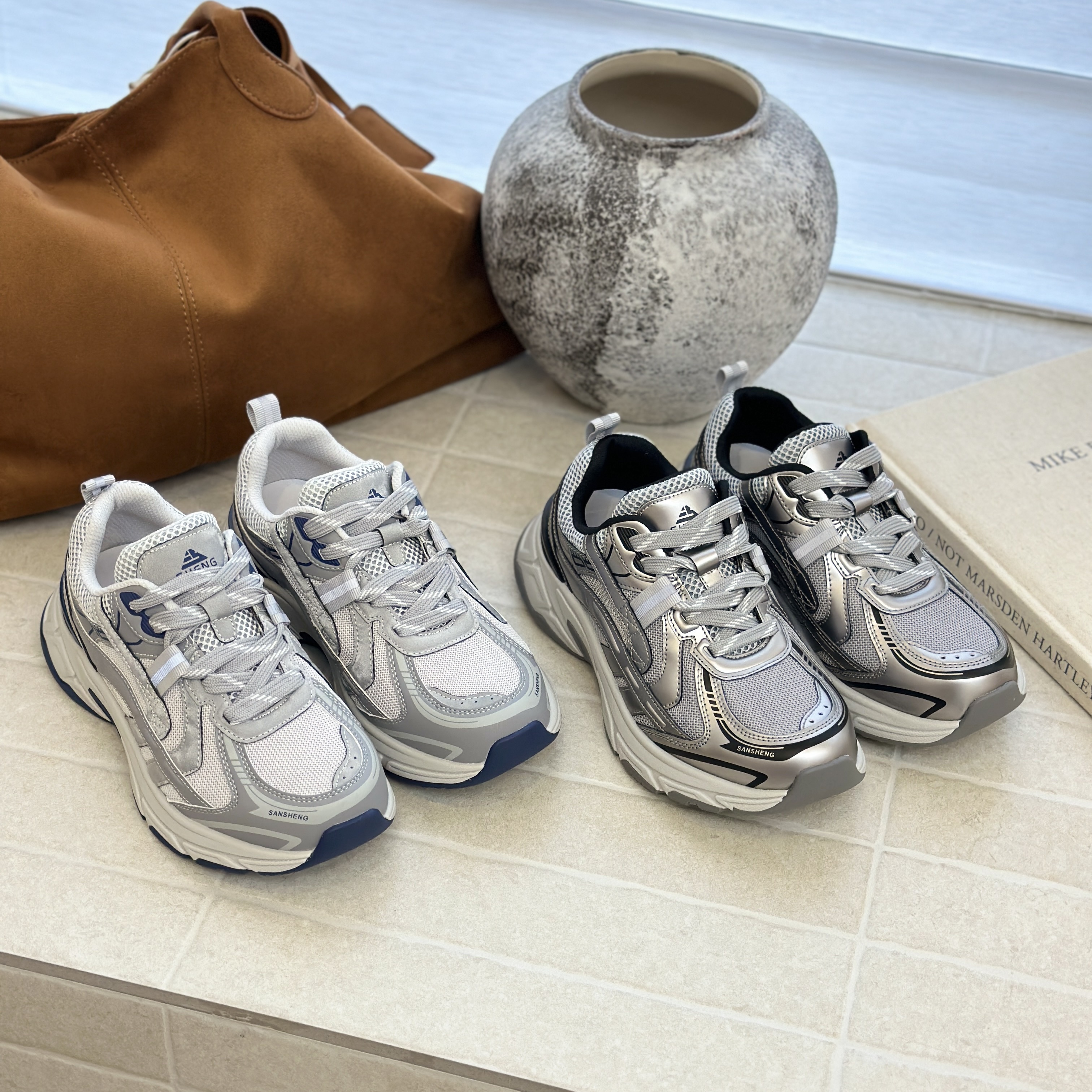 嘟小嘟真皮厚底老爹鞋女2025秋季新款时尚百搭轻便增高休闲运动鞋