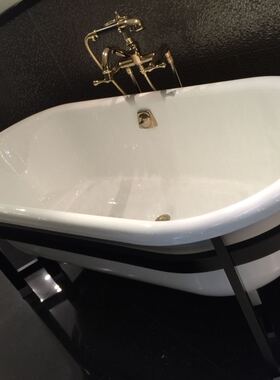 科勒K-1869T-0歌莱1.75米浴缸带实木支架