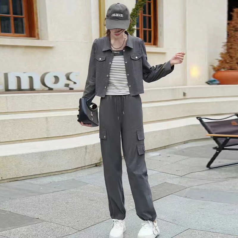 连帽外套背心阔腿裤秋季条纹
