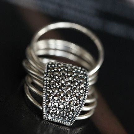 手工尾戒黑色两用多圈镶嵌