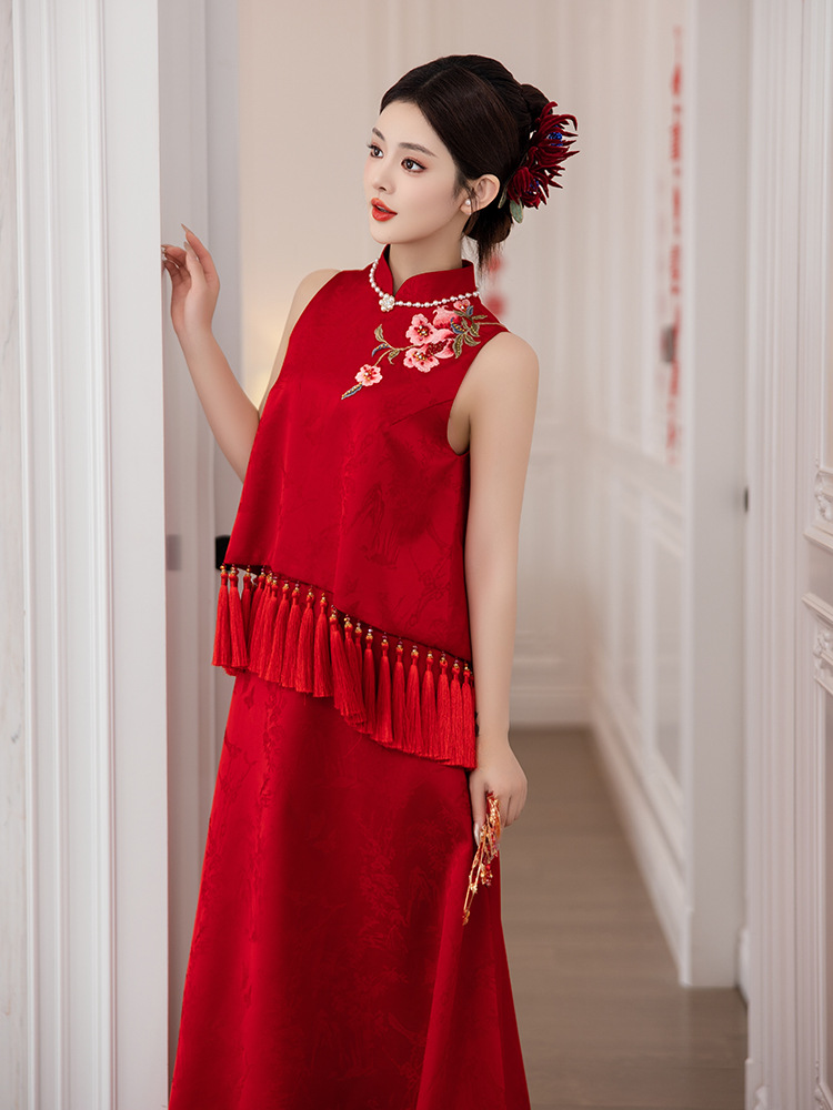 2025新款红色流苏旗袍敬酒服新娘新中式订婚礼服女高级感晨袍婚服