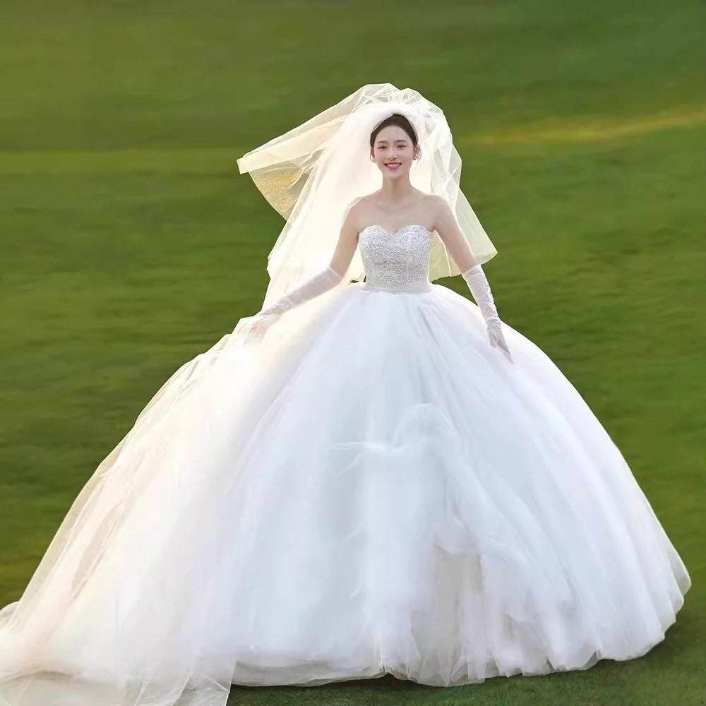晨袍女新娘法式超仙挂订婚礼服2025新款甜美高端轻奢花朵婚纱抹胸