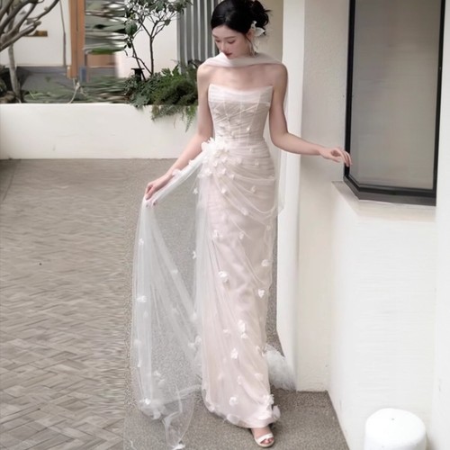 法式抹胸白色晨袍超仙森系新娘订婚迎宾出门轻纱旅拍敬酒晚礼服裙
