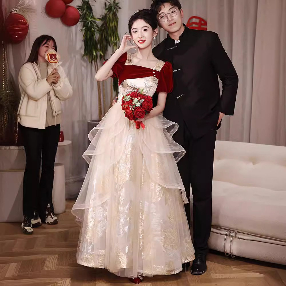 敬酒服新娘2025新款高级感小众法式订婚礼服裙小个子回门宴回门女