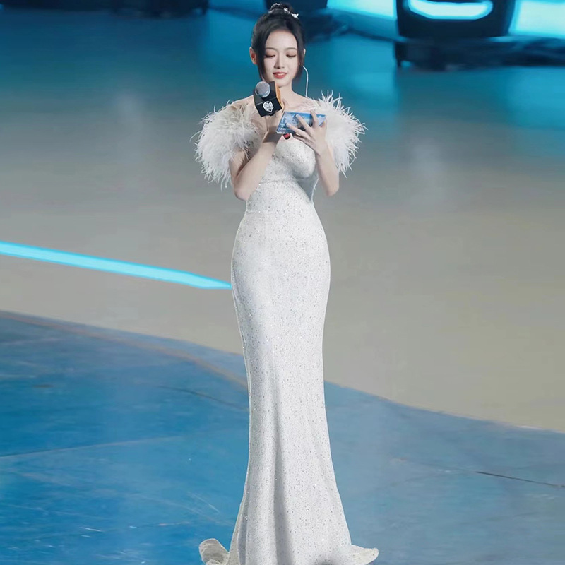 白色晚礼服裙女2025新款高级感轻奢小众高端气质鱼尾主持人连衣裙