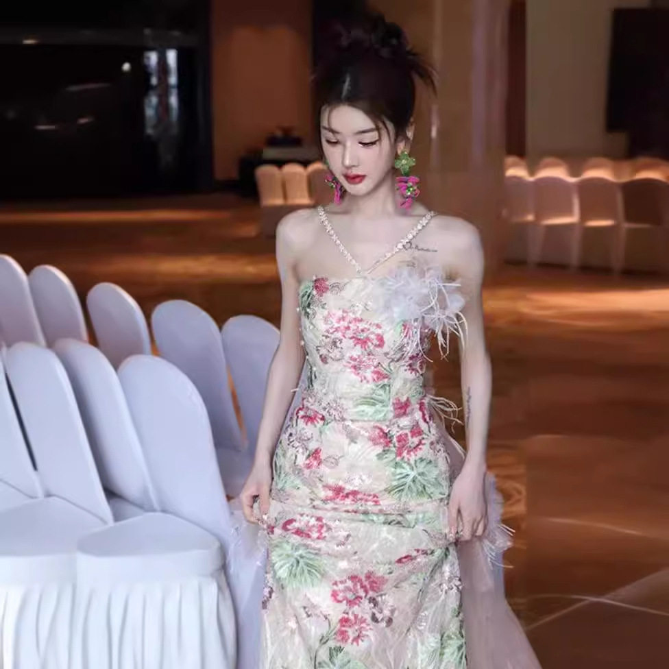 新中式晨袍女新娘晨拍礼服高端轻奢小众出门纱敬酒服碎花连衣裙冬