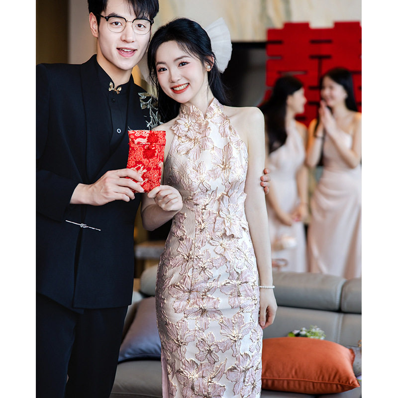 2026新款新中式旗袍女粉色订婚礼服小个子高端新娘敬酒服连衣裙
