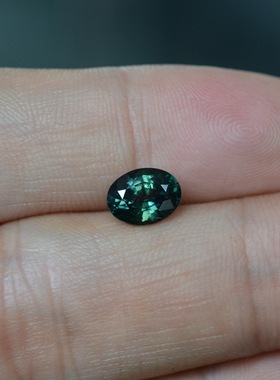 天然绿色蓝宝石裸石2.09克拉净度好超炫满火彩高性价比包邮送证书