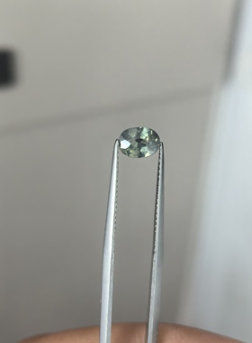 天然无烧teal绿色蓝宝石裸石5*6.8毫米0.87克拉满火彩包邮送证书