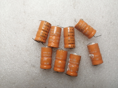 西门子EPCOS SIKOREL系列Q级橙色长寿命 35v 1900uf 轴向发烧电容
