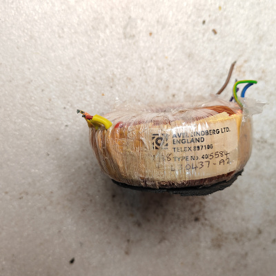 英国AVEL进口环形变压器 约60W 输入240V 输出单16V单65V带屏蔽线