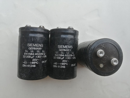 拆机 德国西门子 SIEMENS 25V 22000UF 螺丝脚电容