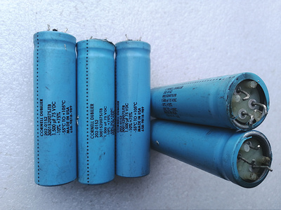 美国大D CORNELL DUBILIER 75V 1500UF 立式发烧滤波电容