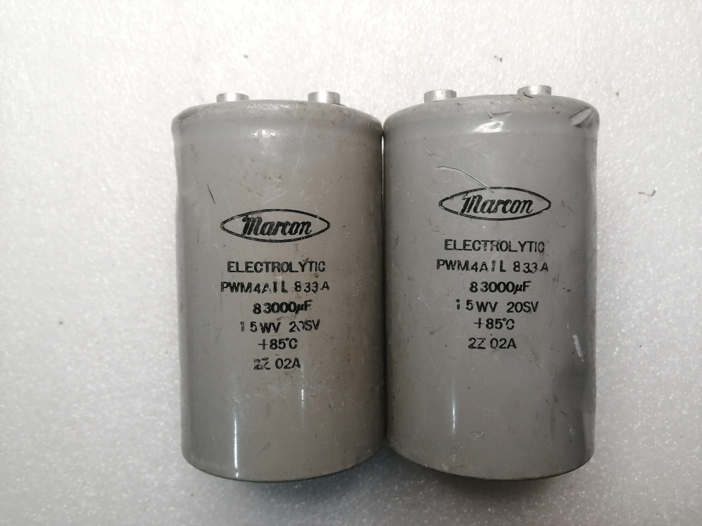 日本灰皮 marcon 马肯 15v 83000uf 螺丝脚电解电容