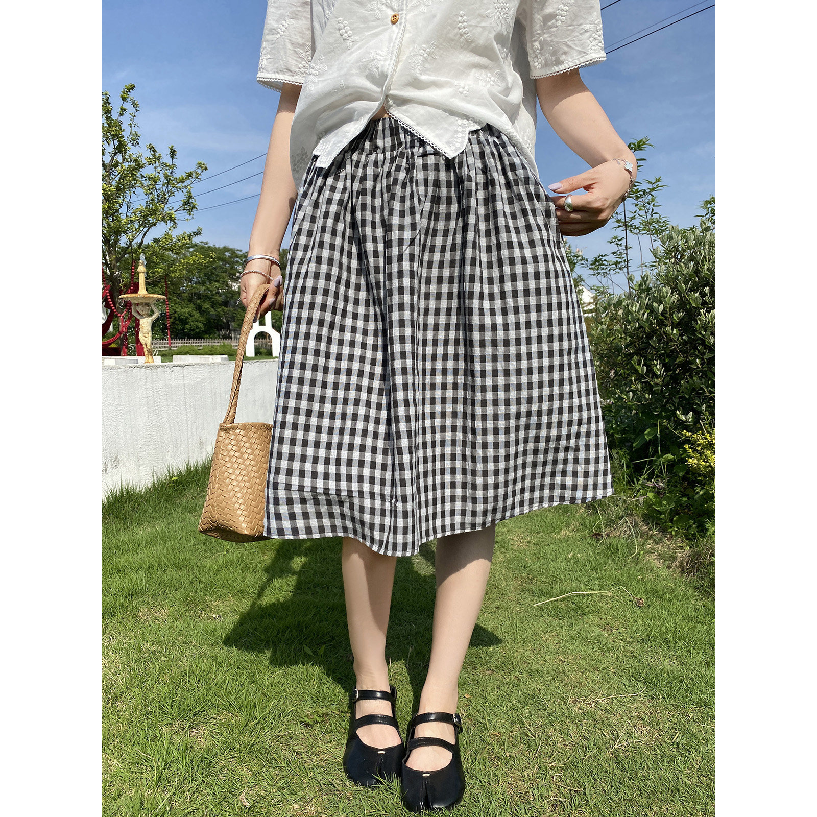 美己己 格子半身裙女短裙夏季宽松显瘦休闲文艺中裙a字五分伞裙