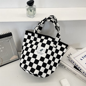 有趣琳 18182 黑白棋盘格水桶女大容量杂物包简约学生手拎包袋
