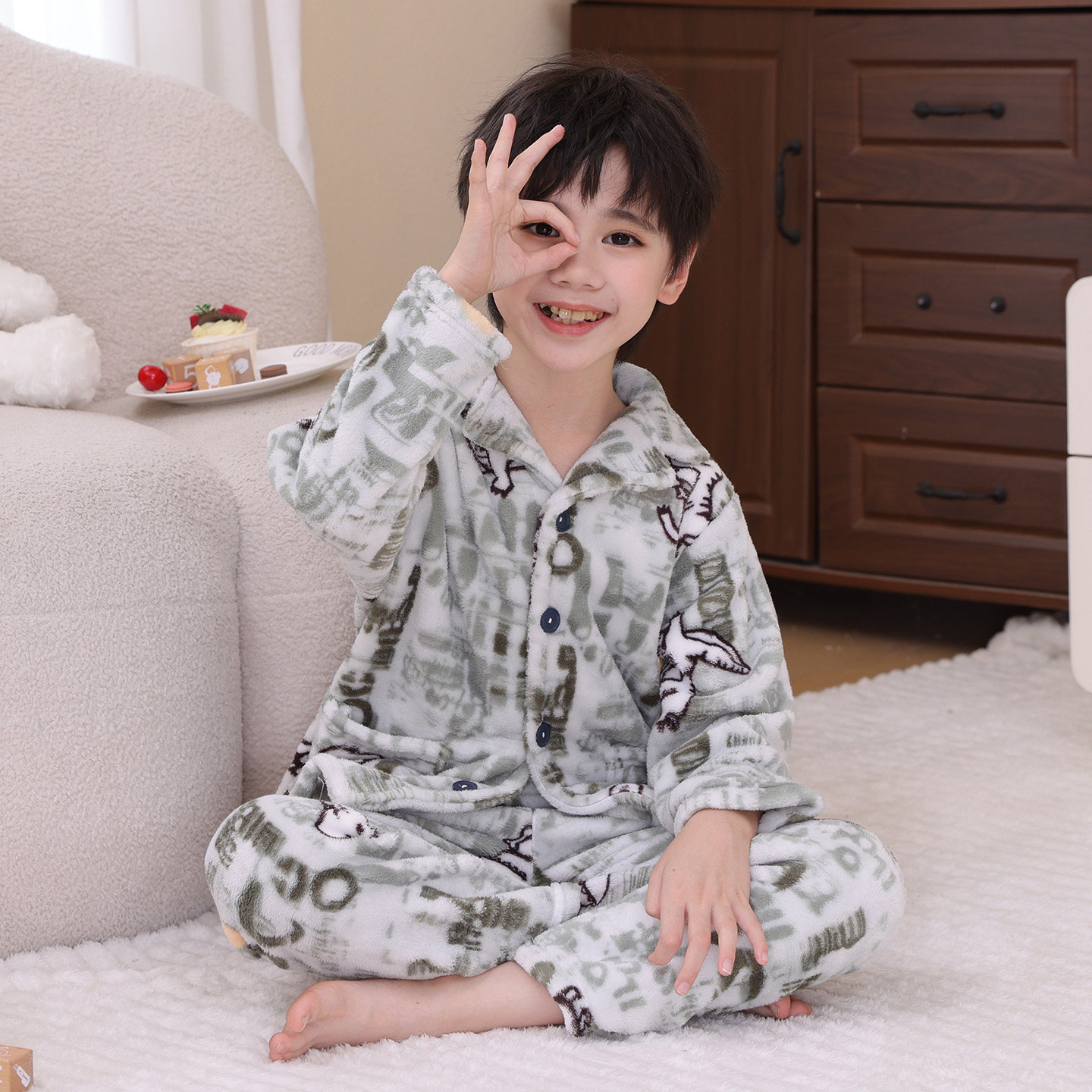 儿童睡衣秋冬季男童法兰绒加厚女童保暖珊瑚绒套装宝宝家居服小孩