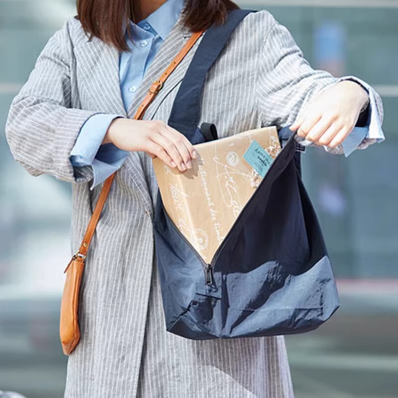 Kingjim锦宫便携SATTON可折叠办公文具包可折叠手提单肩包购物袋