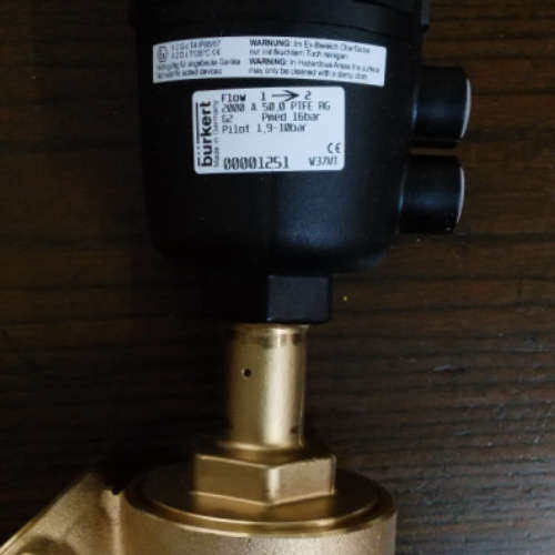德国burkert2000气动蒸汽角座阀00001252宝德宝帝现货宝得1252
