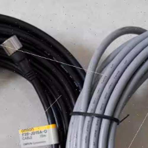 F3SJ-A0455P20     F3W-D025B   F3W-D052A 八成新