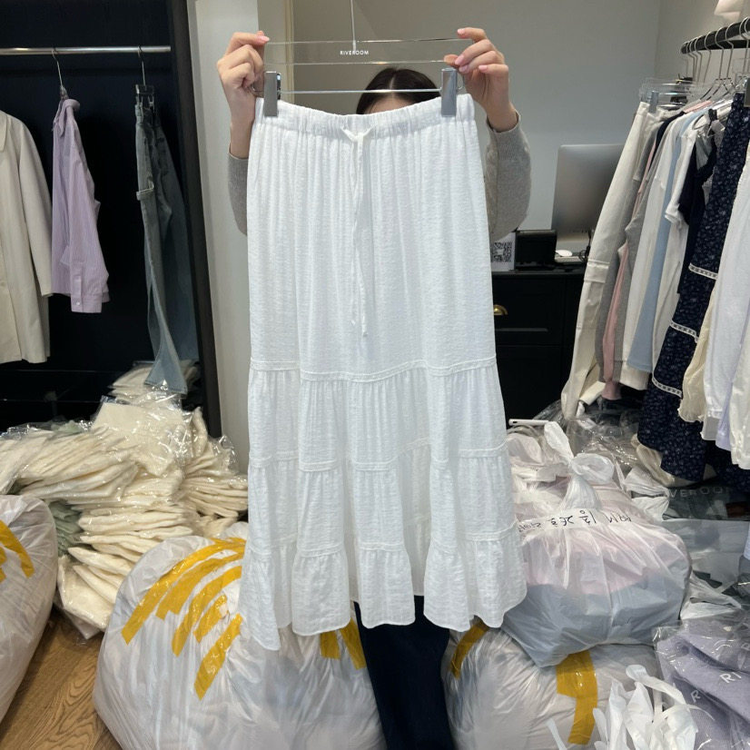 韩国东大门RIVEROOM 2026春季新款松紧腰抽绳镂空花边蛋糕裙