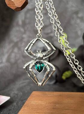 alchemy哥特绿水晶毒液蜘蛛项链