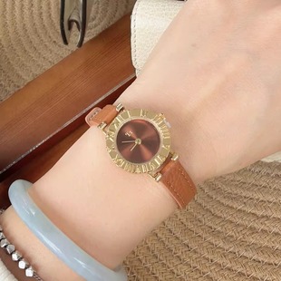 皮带女表复古棕色高级感手表简约真皮手表nico同款 TT正品 时尚