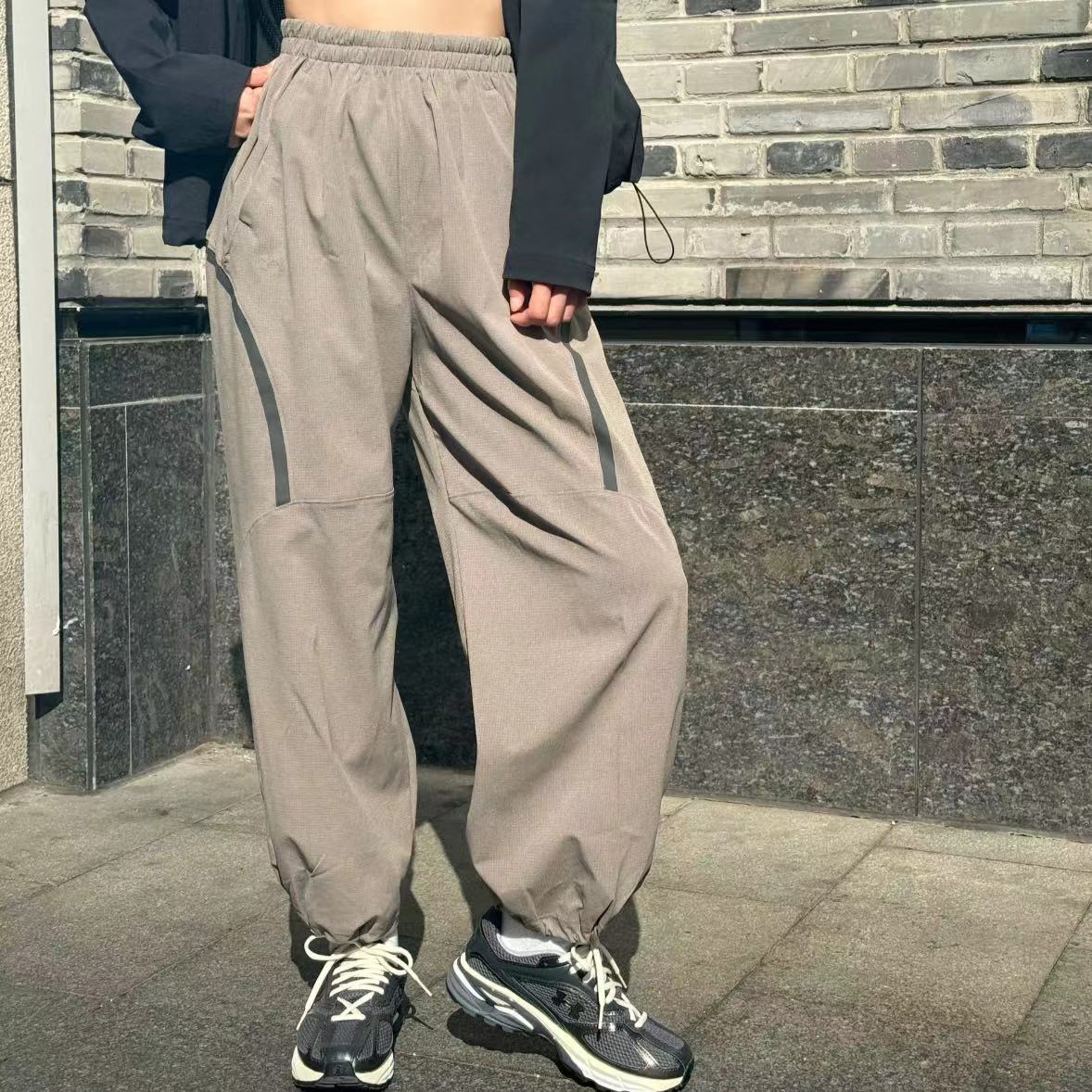 安德玛女子UA Unstoppable Vent春夏梭织运动休闲阔腿长裤1382740