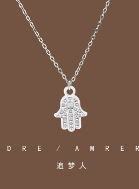 追梦人批发钛钢手掌项链女颈链锁骨链2024年新款轻奢小众设计高级