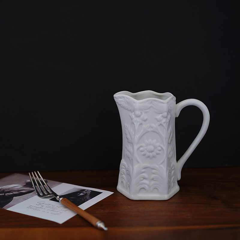 巴洛克风格奶杯浮雕欧式