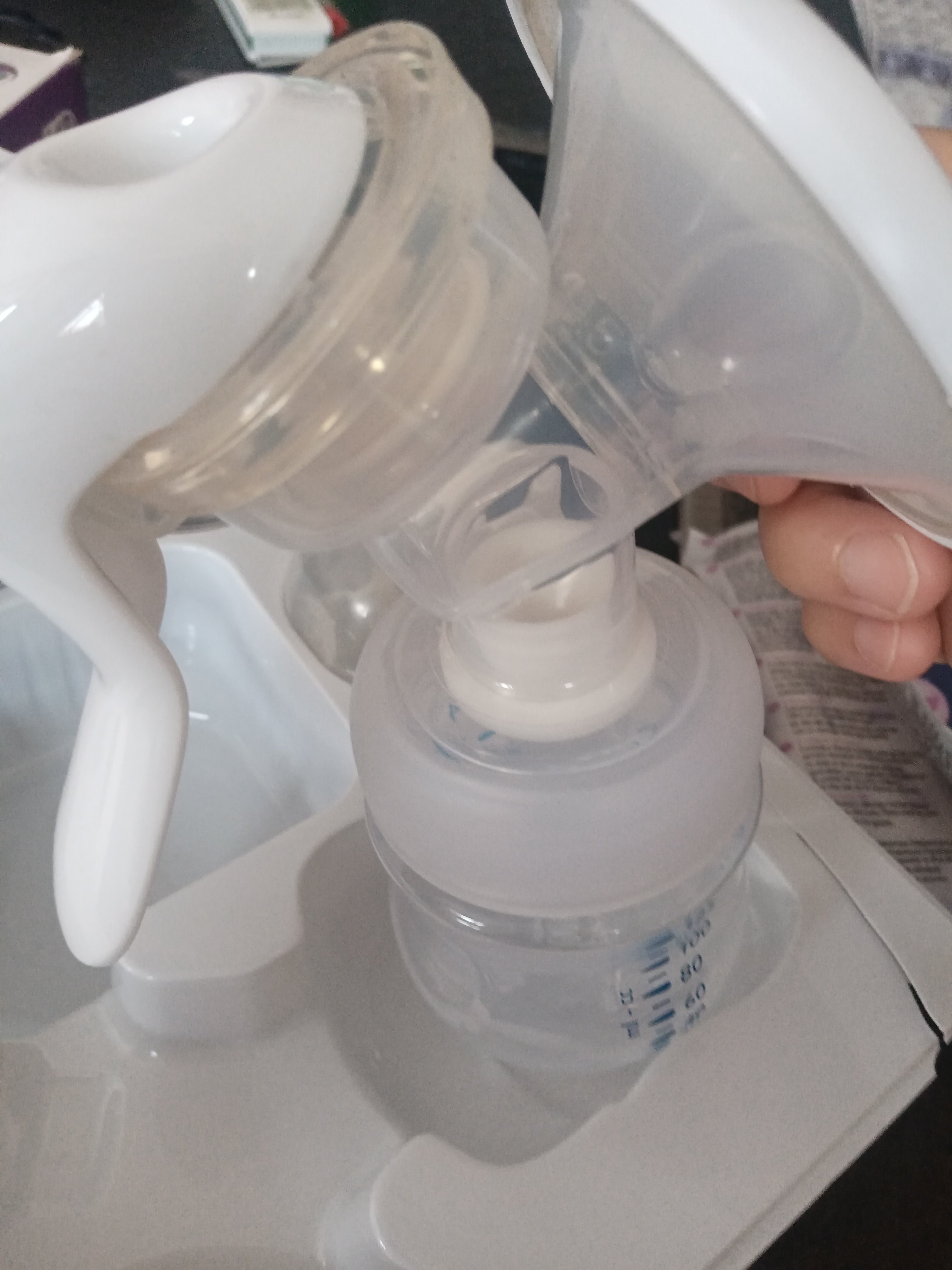 飞利浦新安怡吸奶器自然原生吸奶器PP手动吸奶器 SCF330/20